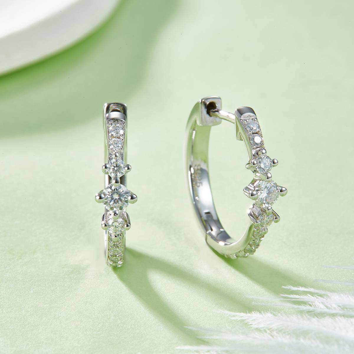 Single Row Half Earrings S925 Silver Moissanite Grade D 0.52CT